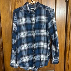 American Eagle Outfitters Navy and White Plaid Shirt